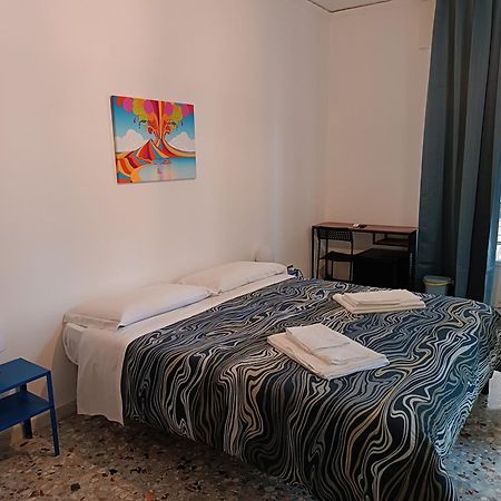 B&B Napoli Fuorigrotta Luaran gambar