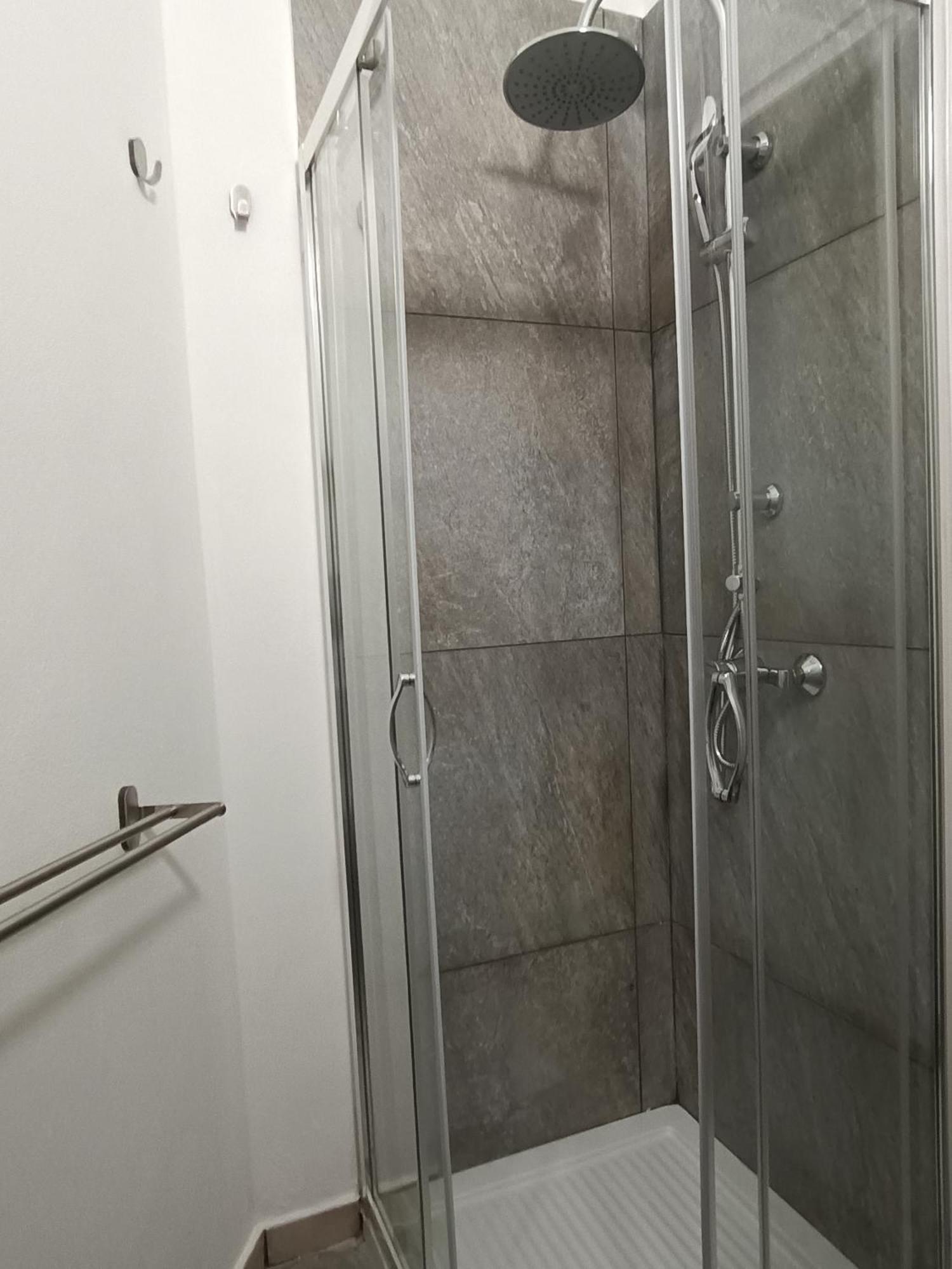 B&B Napoli Fuorigrotta Luaran gambar
